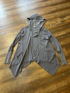 Splendid Hooded Open-Front Cardigan in Charcoal